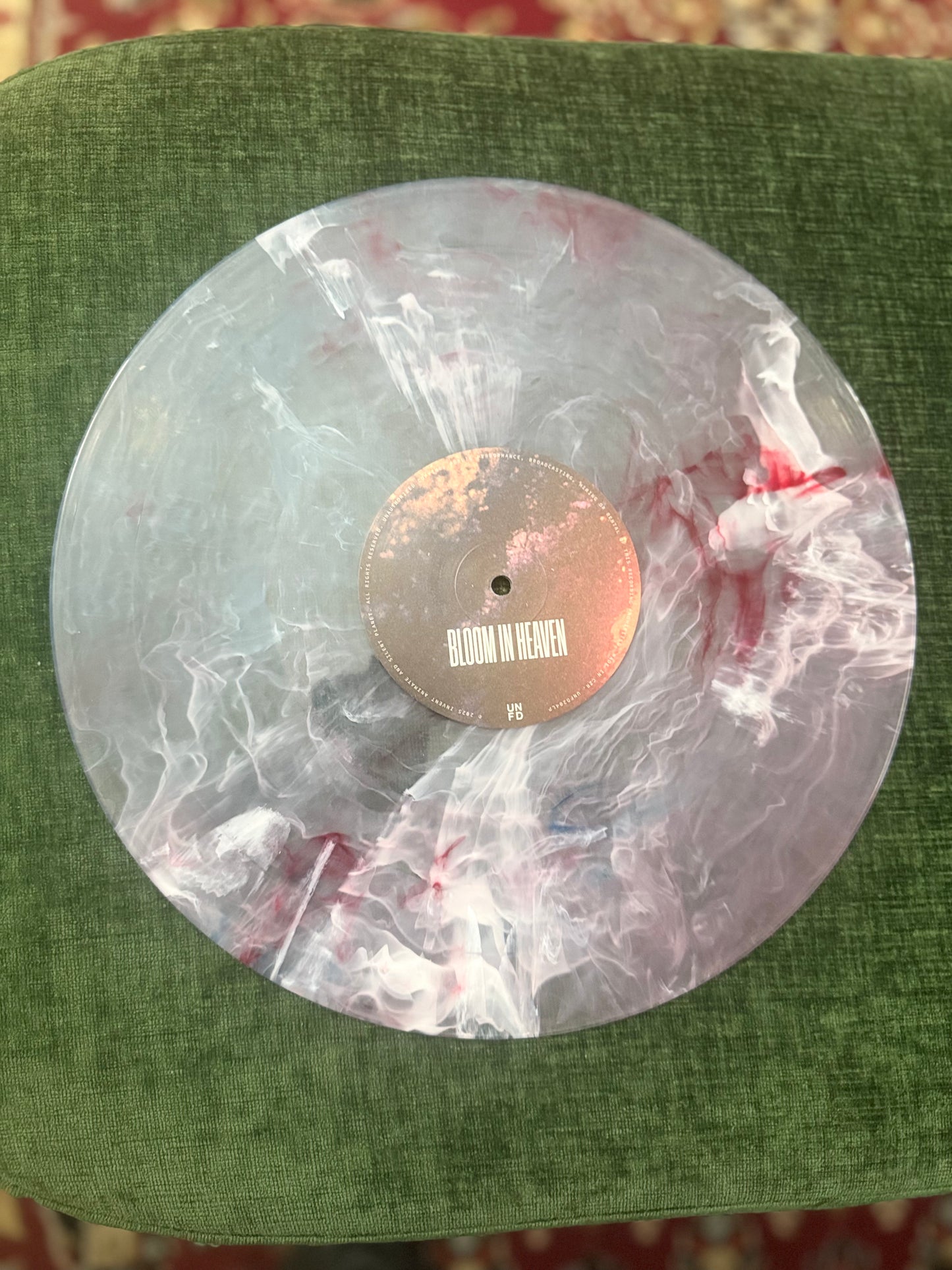 BLOOM IN HEAVEN - CLEAR/RED Marble